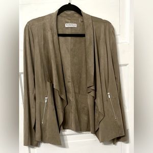 NWOT Bagatelle Faux-Suede Olive Green Jacket, Size 1X.